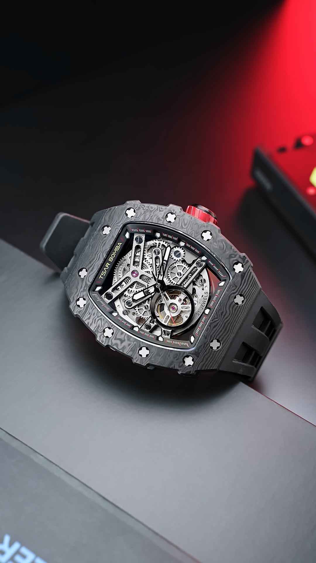 Elemental Serisi – Karbon Fiber Otomatik Saat TB8208CF